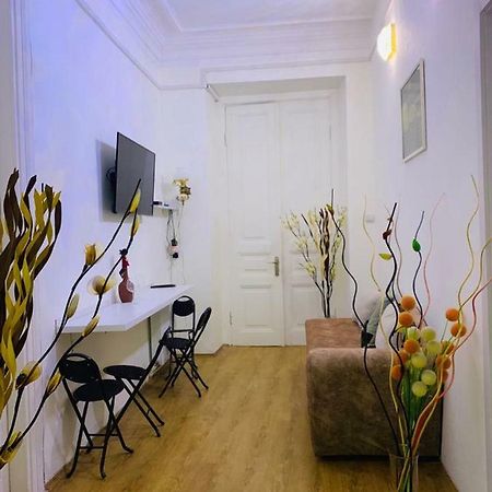 Apartament Old Yard Apartman Tbiliszi Kültér fotó
