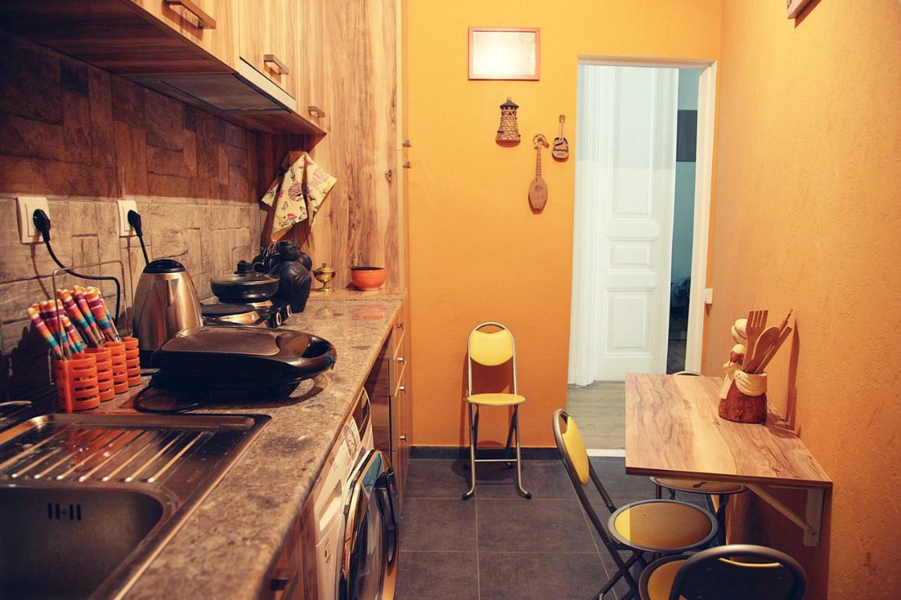 Apartament Old Yard Apartman Tbiliszi Kültér fotó