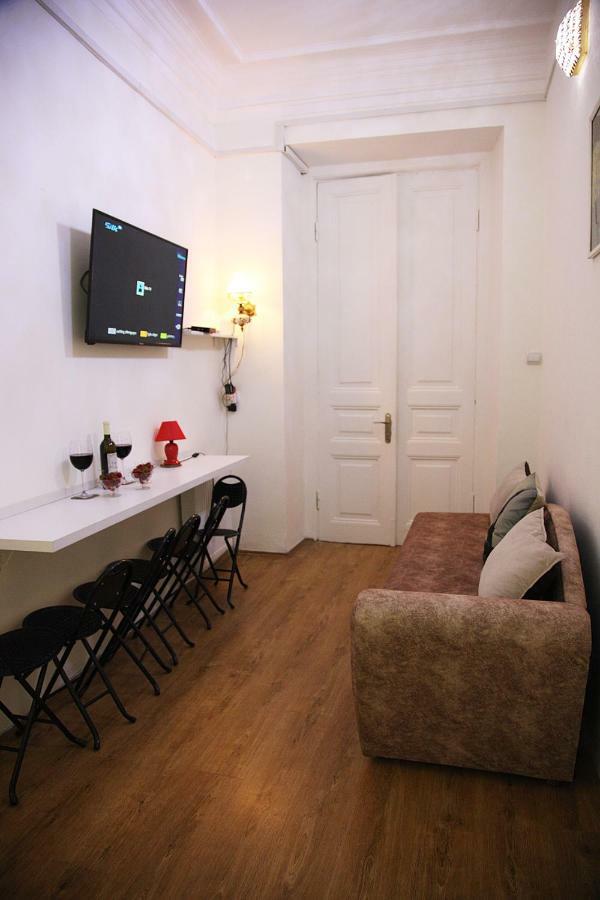 Apartament Old Yard Apartman Tbiliszi Kültér fotó