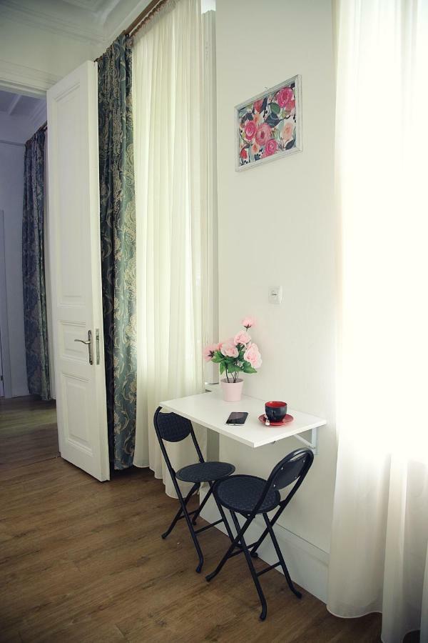 Apartament Old Yard Apartman Tbiliszi Kültér fotó
