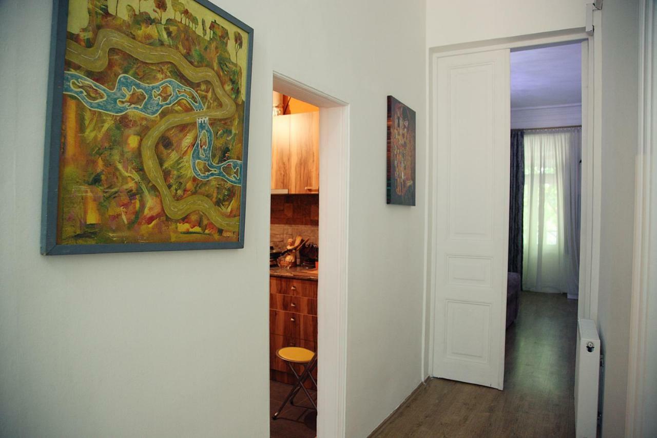 Apartament Old Yard Apartman Tbiliszi Kültér fotó
