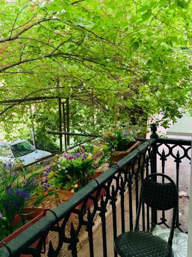 Apartament Old Yard Apartman Tbiliszi Kültér fotó